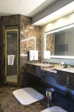 Hotel Royal Sonesta Harbor Court Baltimore - Premier Suite photo 5