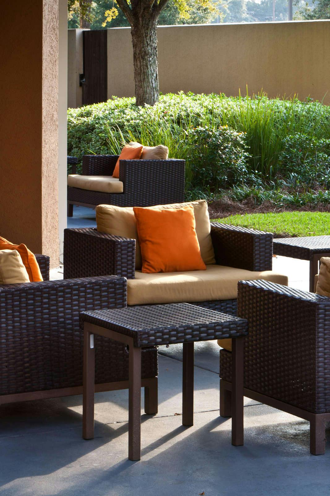 Courtyard By Marriott Baton Rouge Siegen Lane Baton Rouge