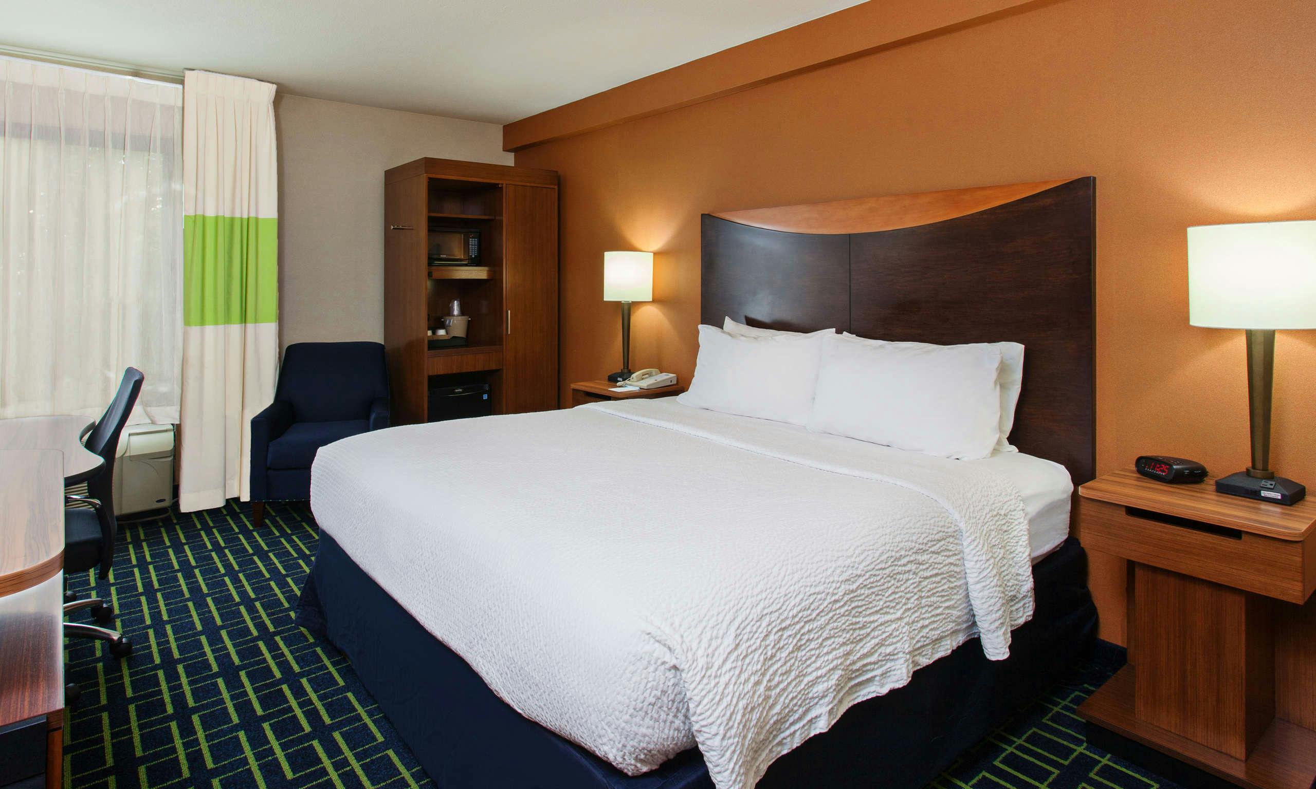 Fairfield Inn by Marriott Mission Viejo - hotel rooms