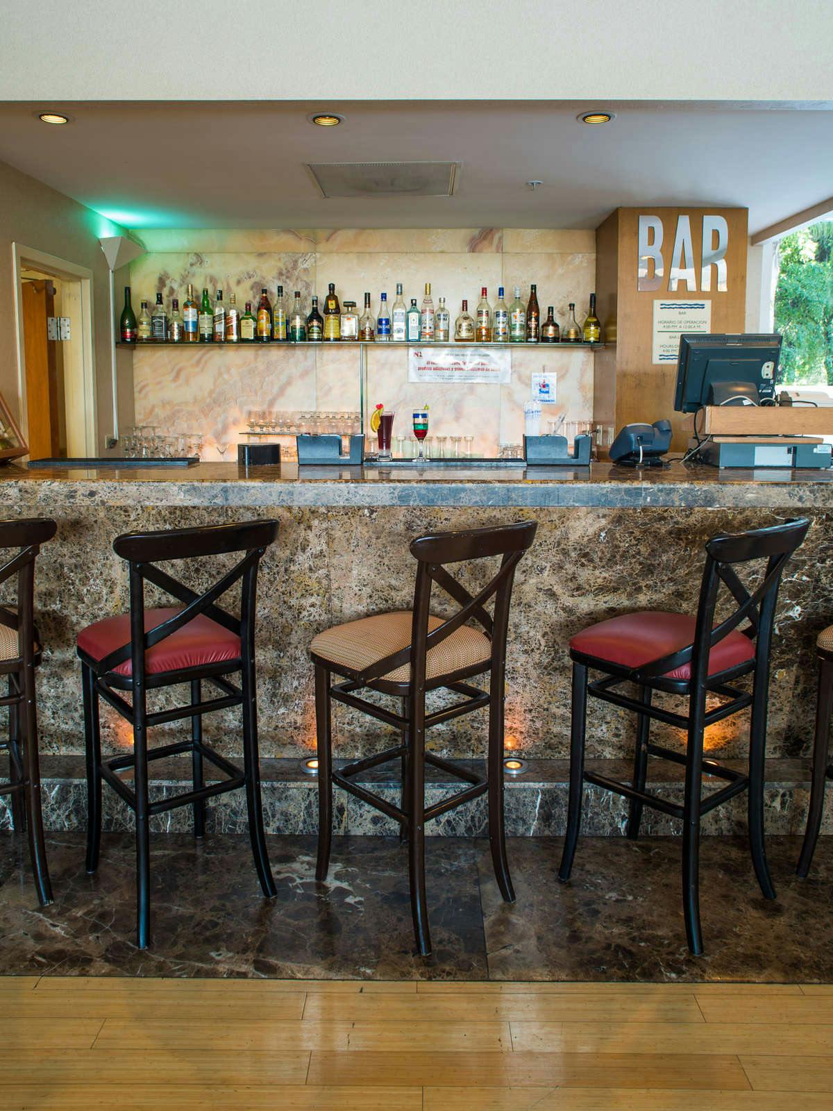 Hotel Courtyard by Marriott San Jerónimo photo 4