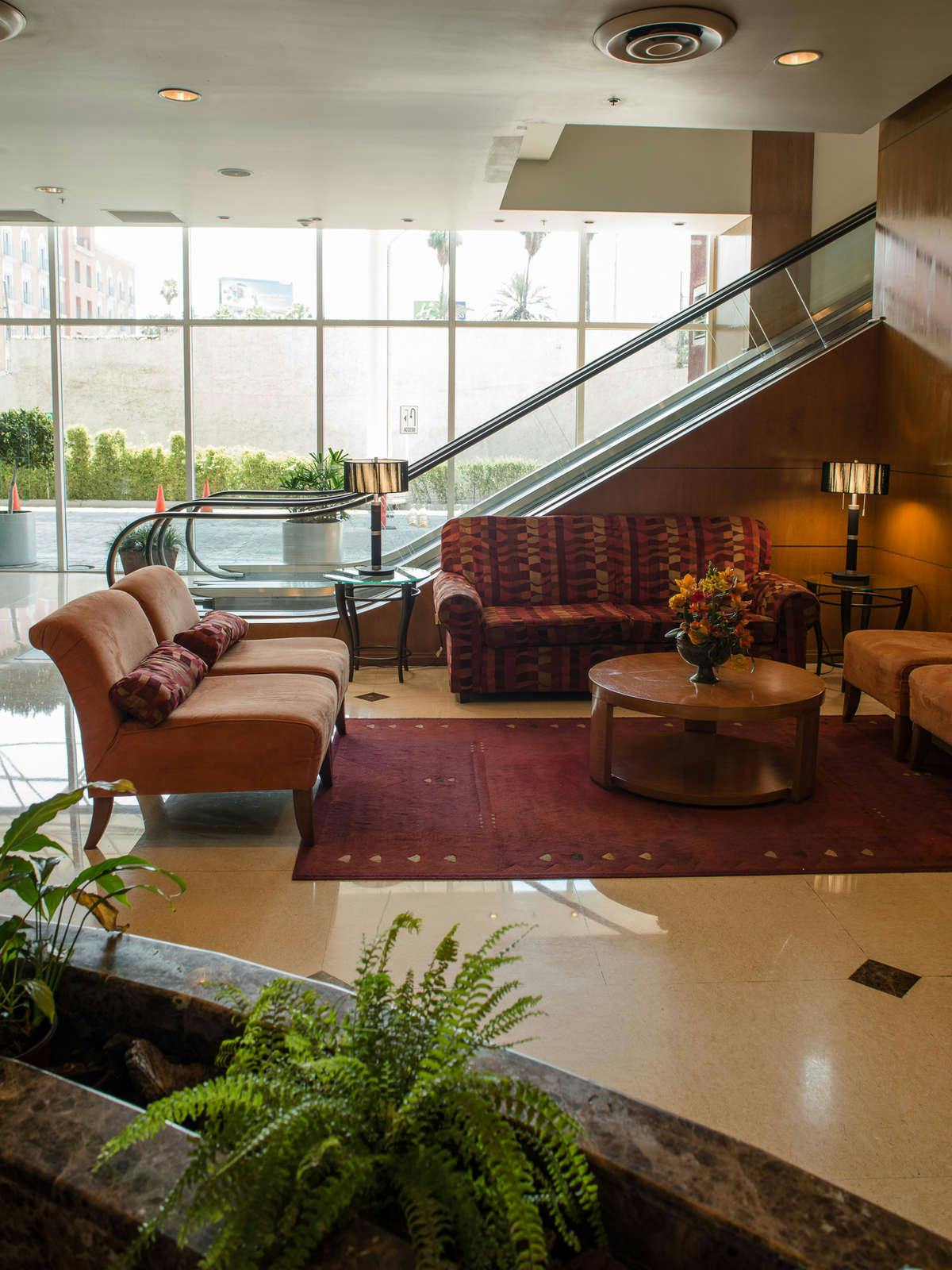 Hotel Courtyard by Marriott San Jerónimo photo 5