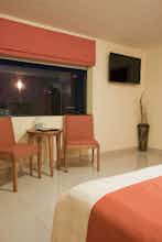 Hotel Hostalia Hotel Expo & Business Class photo 4