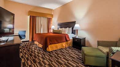 Hotel Best Western Plus Victor Inn & Suites photo 1