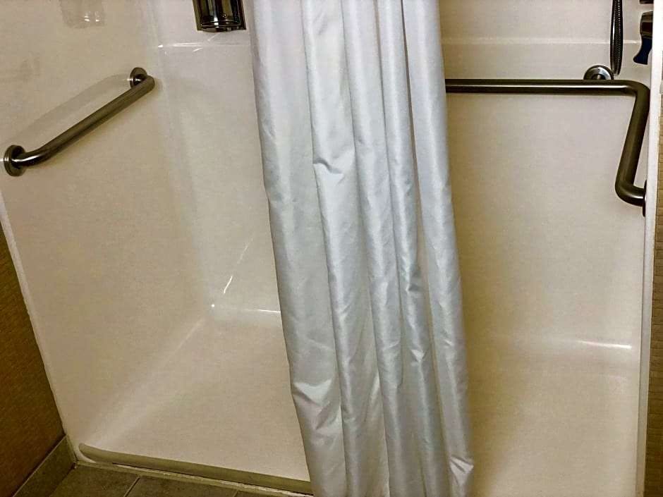 Hotel Best Western Plus Victor Inn & Suites photo 4