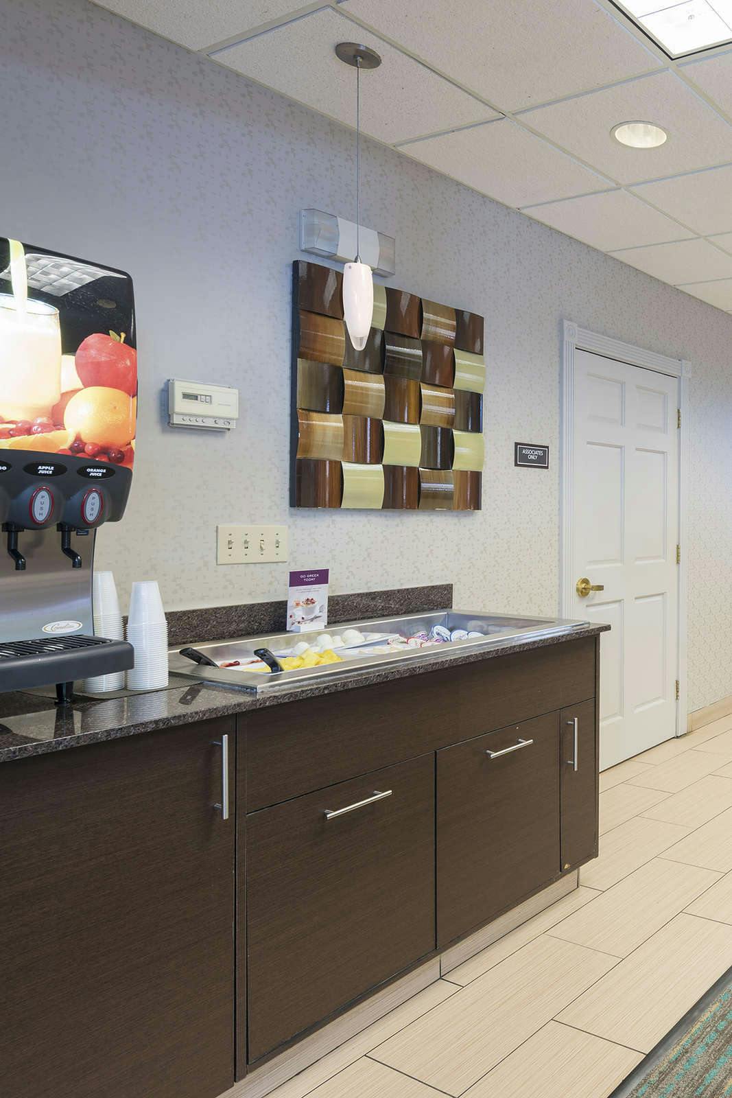 Hotel Residence Inn By Marriott Grand Rapids West photo 4