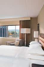 Hotel Renaissance Framingham Hotel & Conference Center photo 2