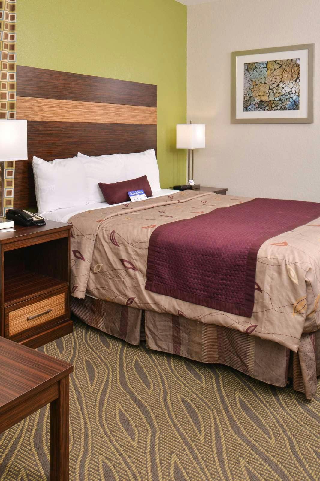 Hotel Americas Best Value Inn & Suites - Downtown photo 1