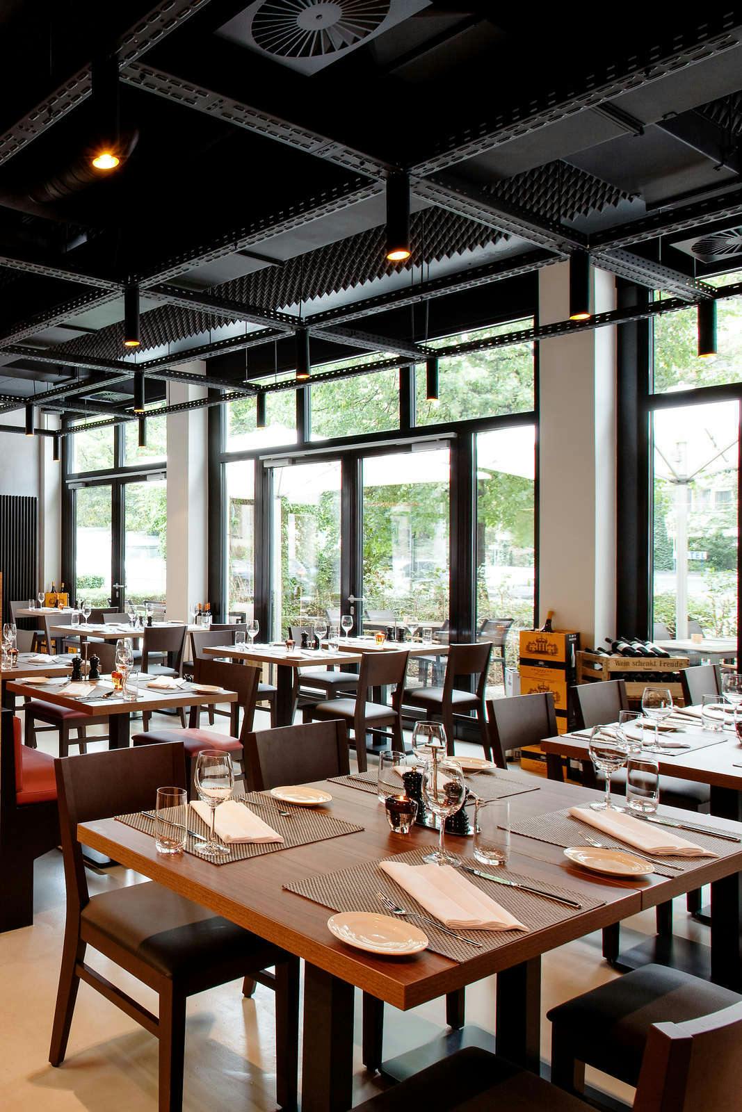 Hotel Vienna House Easy München photo 4