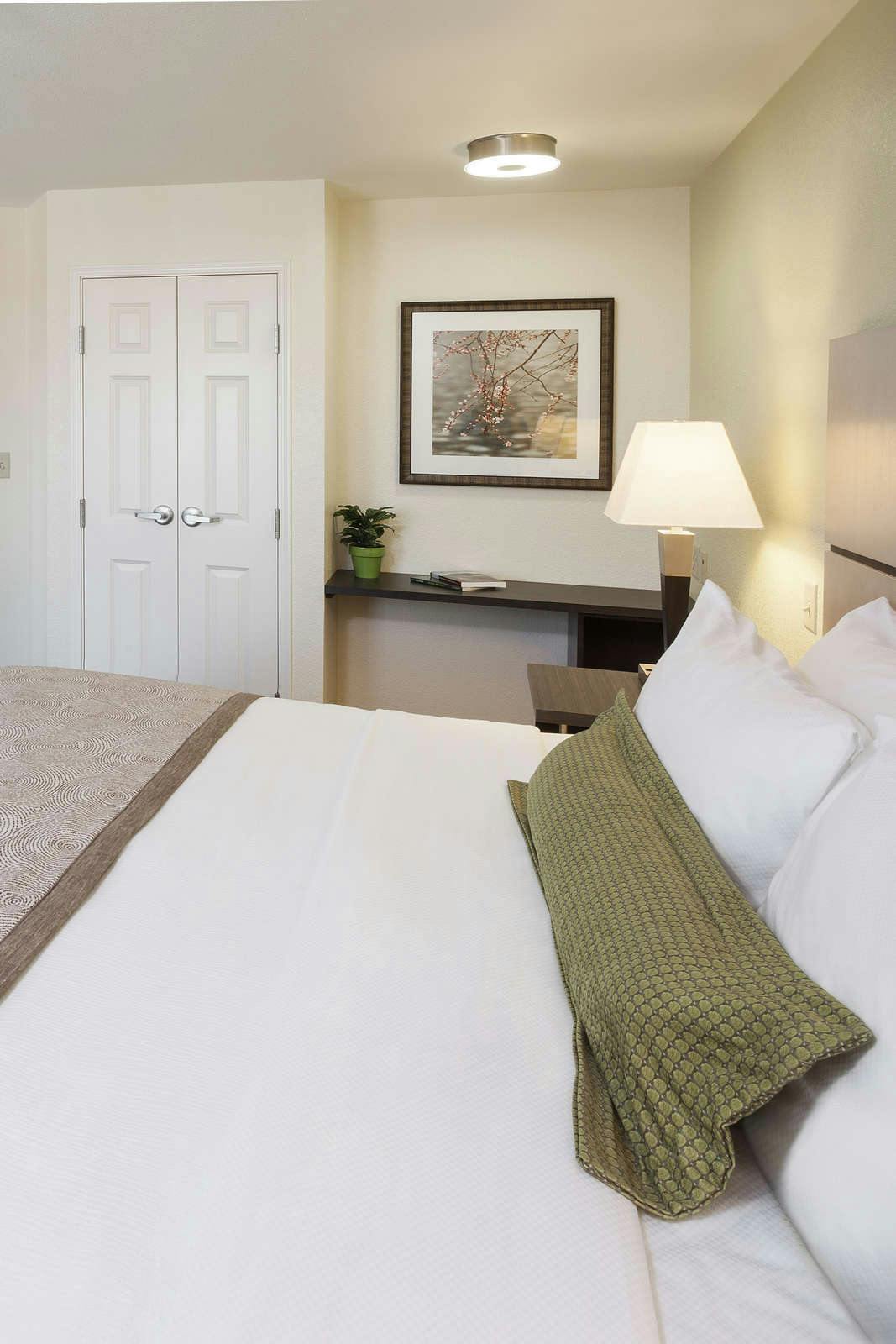 Hotel Candlewood Suites Austin North 290 & I 35 photo 3