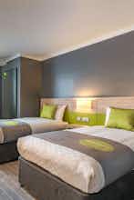 Hotel Thistle Express London Luton photo 2