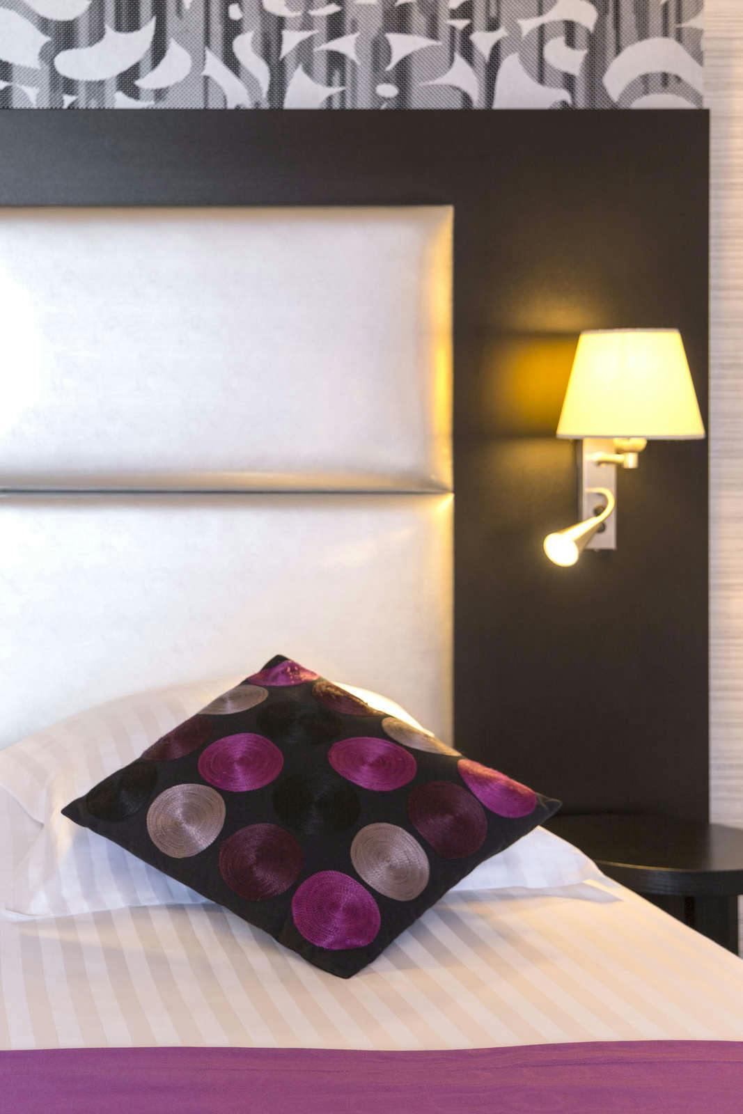 Hotel The Originals City, Au Relais Saint-eloi, Tours photo 1