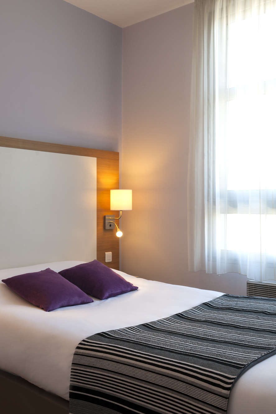 Hotel Hotel The Originals Poitiers Continental photo 2