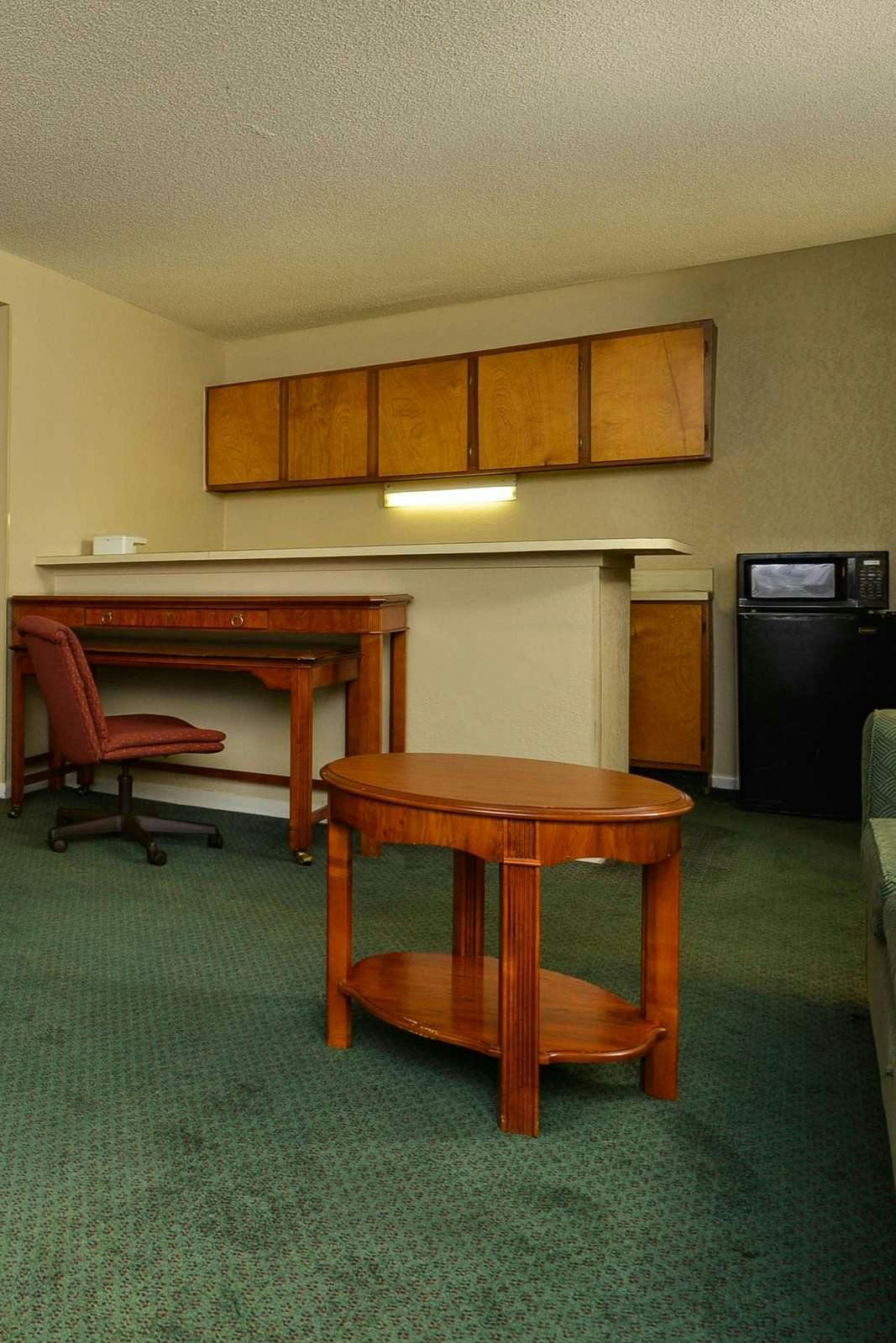 Hotel Americas Best Value Inn Winnsboro photo 4