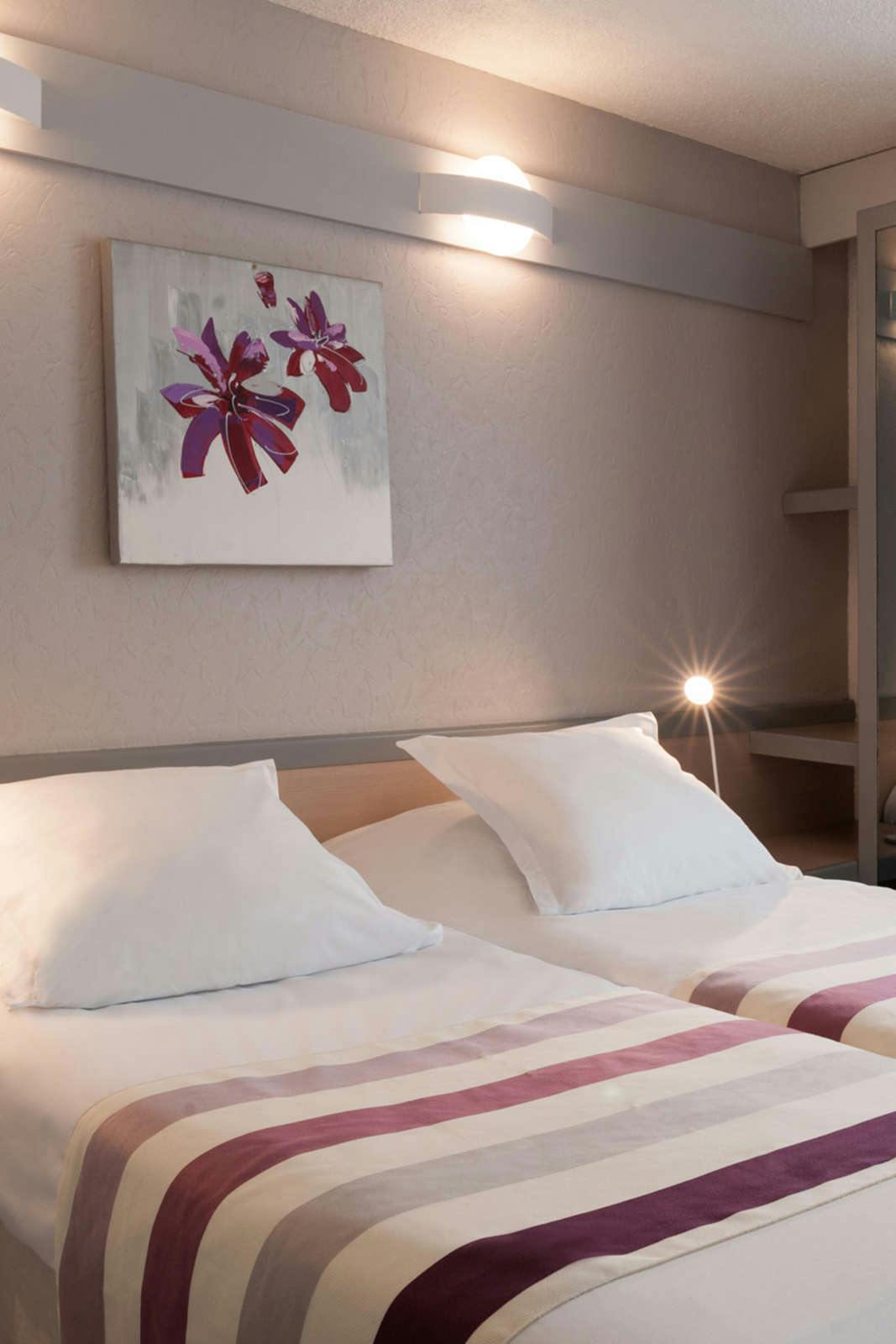 Hotel The Originals City, Hotel eden, Rouen Nord photo 1