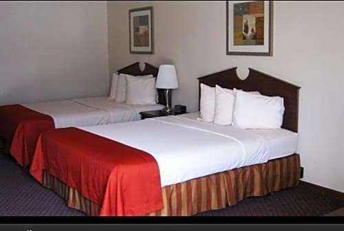 Hotel Fort Hays Inn photo 2