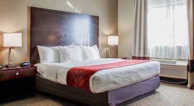 Comfort Suites Lombard - Addison