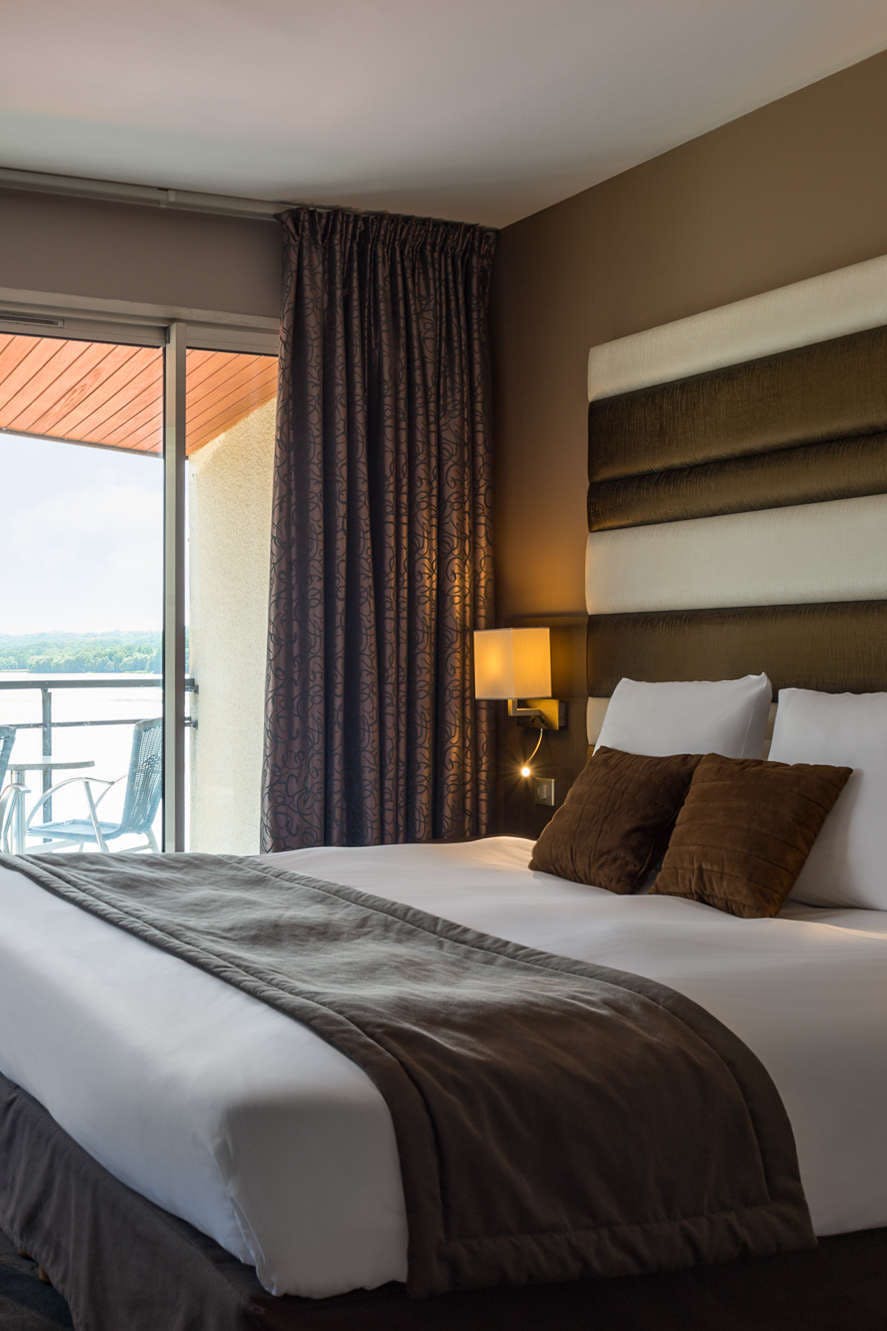 Hotel Hoteldu Golf de l'Ailette, The Originals Relais photo 1