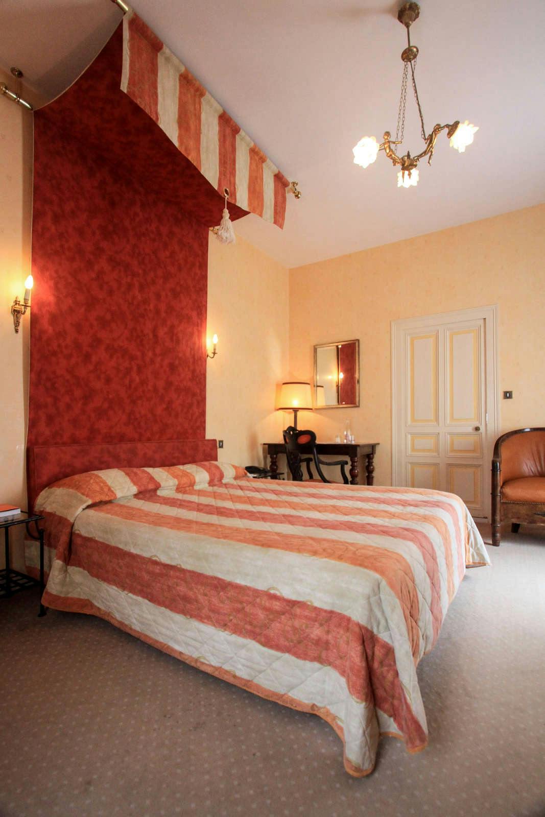 Hotel Chateau de Perigny, The Originals Relais photo 1