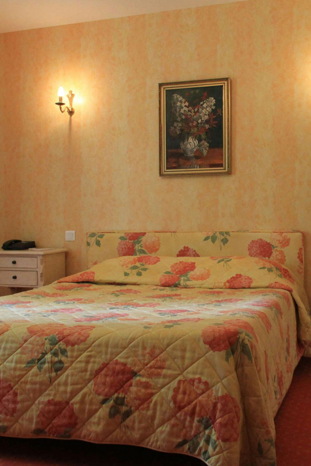 Hotel Chateau de Perigny, The Originals Relais photo 3