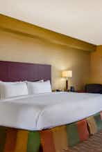 Hotel Doubletree By Hilton Boston North Shore photo 1