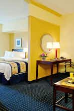 Hotel SpringHill Suites by Marriott Dulles Airport photo 4