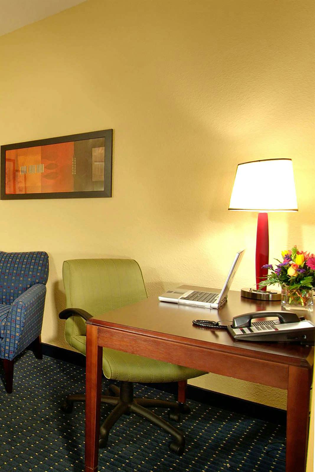 Hotel SpringHill Suites by Marriott Dulles Airport photo 5