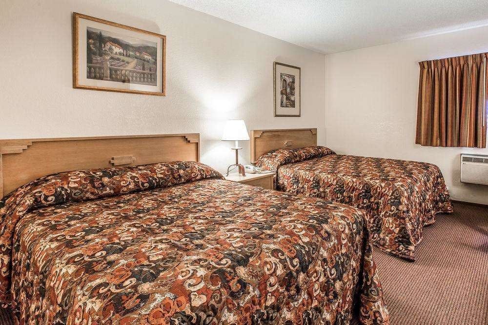 Hotel Rodeway Inn Rifle photo 2