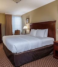 Arlington Court Suites A Clarion Collection Hotel Dc