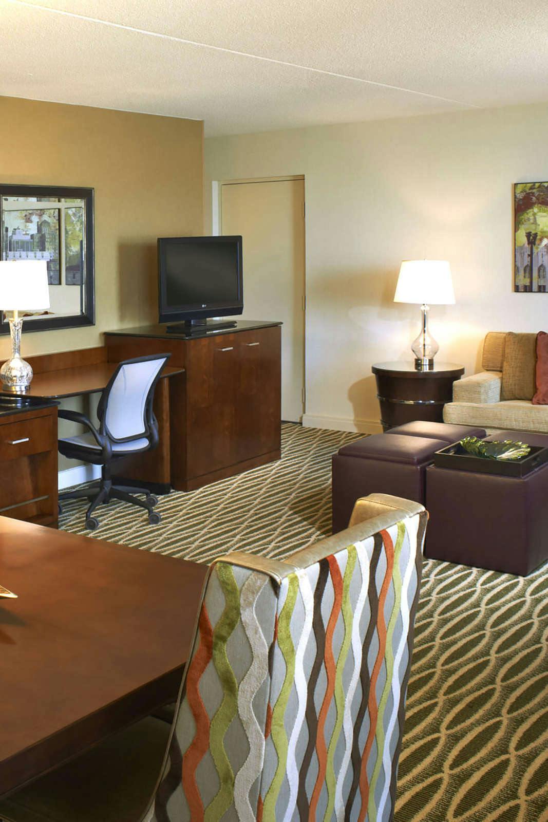 Hotel Charleston Marriott Town Center photo 5