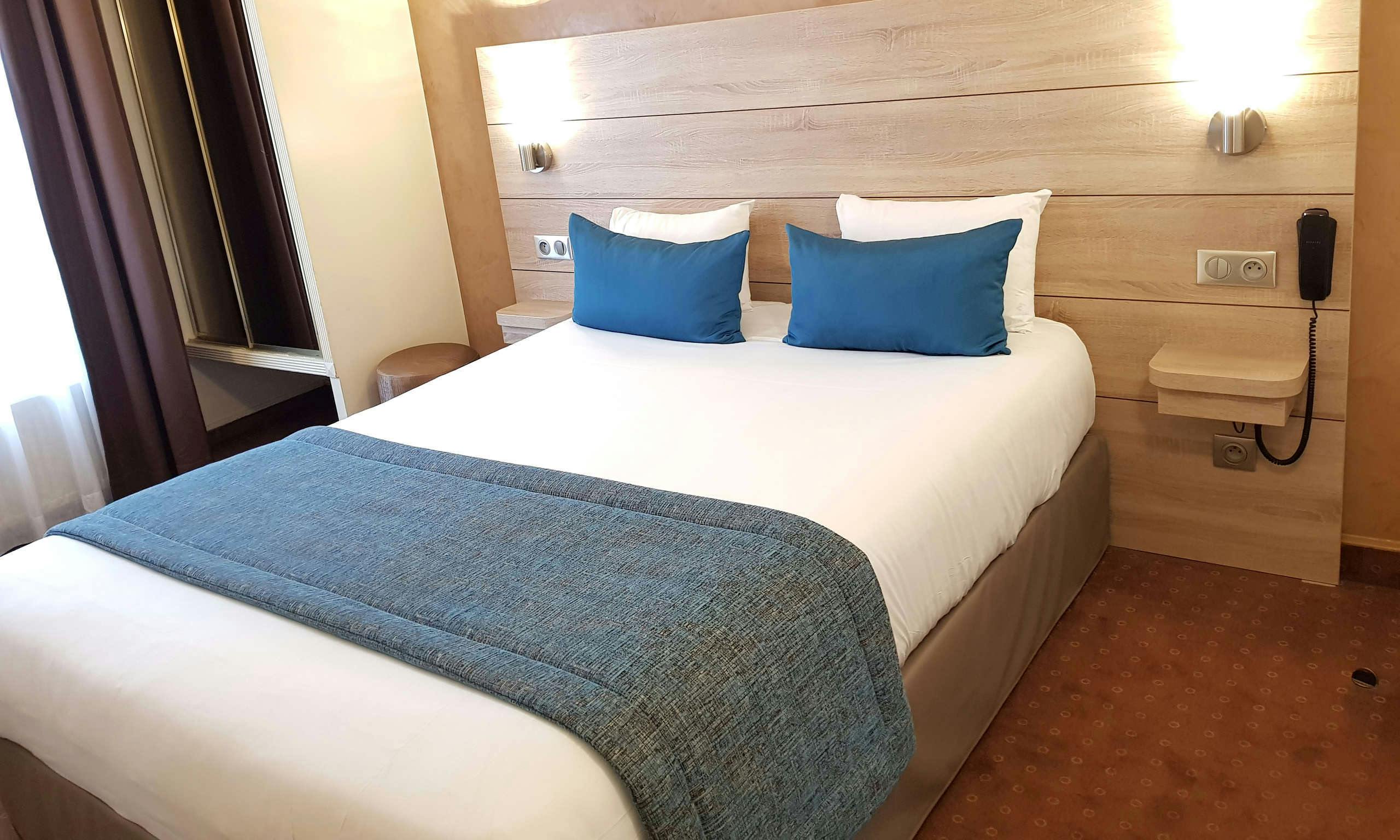 Hotel Champerret Elysees