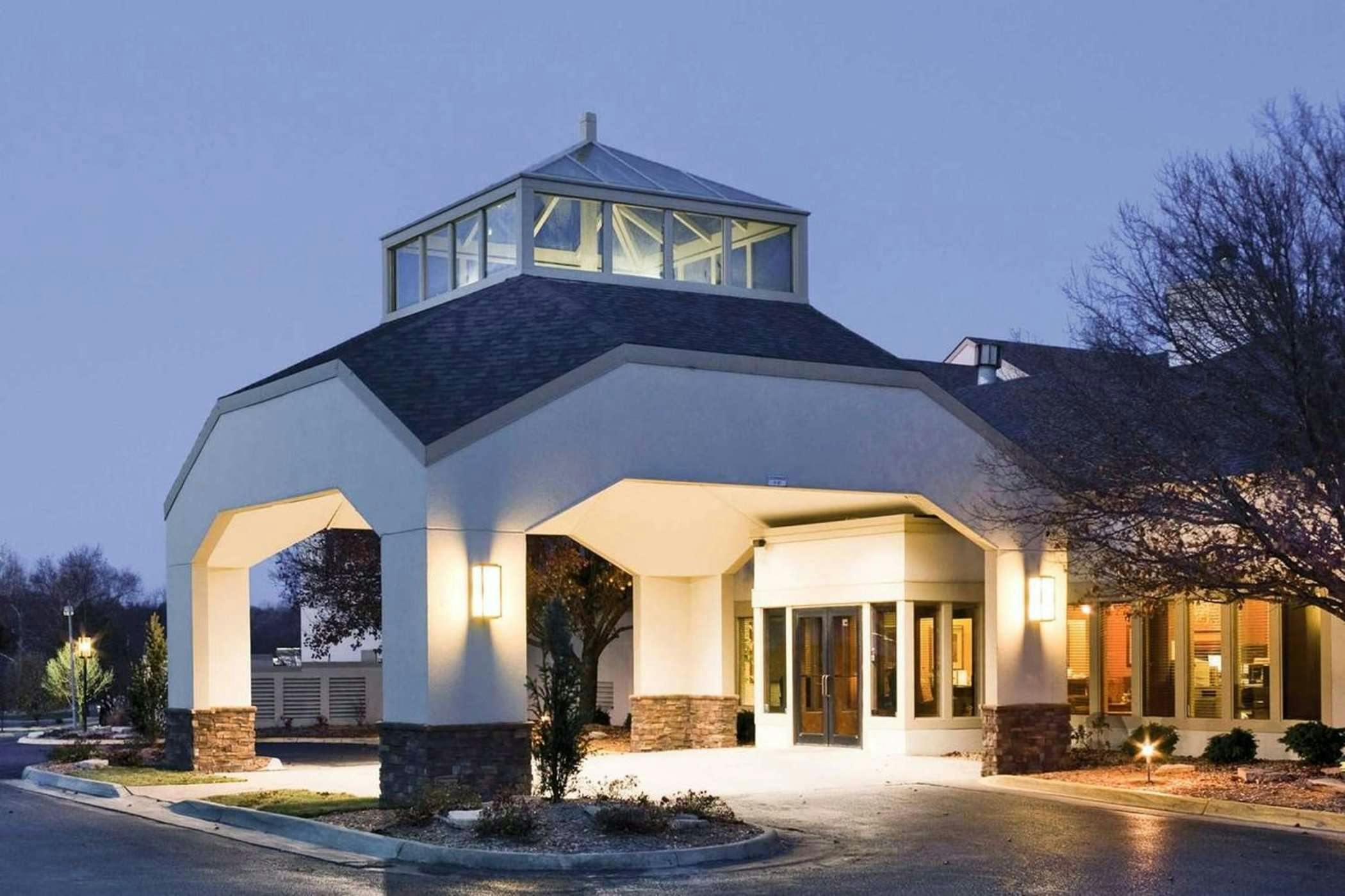 Last Minute Hotel Deals In Albuquerque Hoteltonight