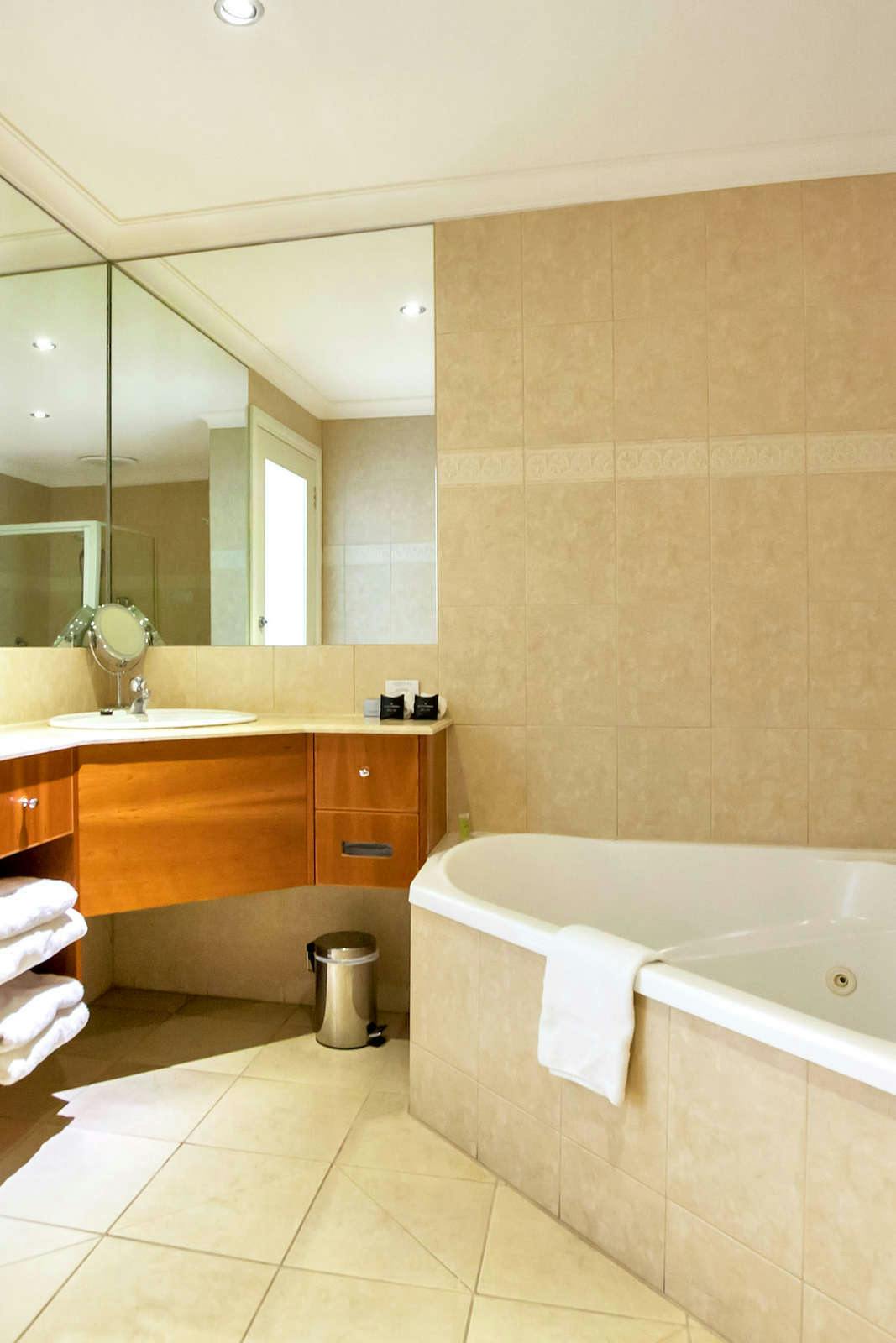 Hotel Century Inn Traralgon photo 3