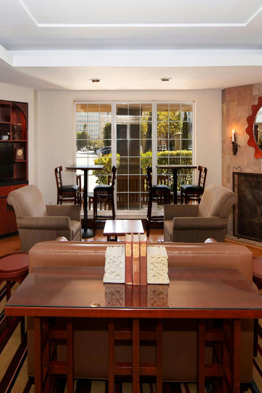 Hotel Larkspur Landing Sunnyvale - An All-Suite Hotel photo 3