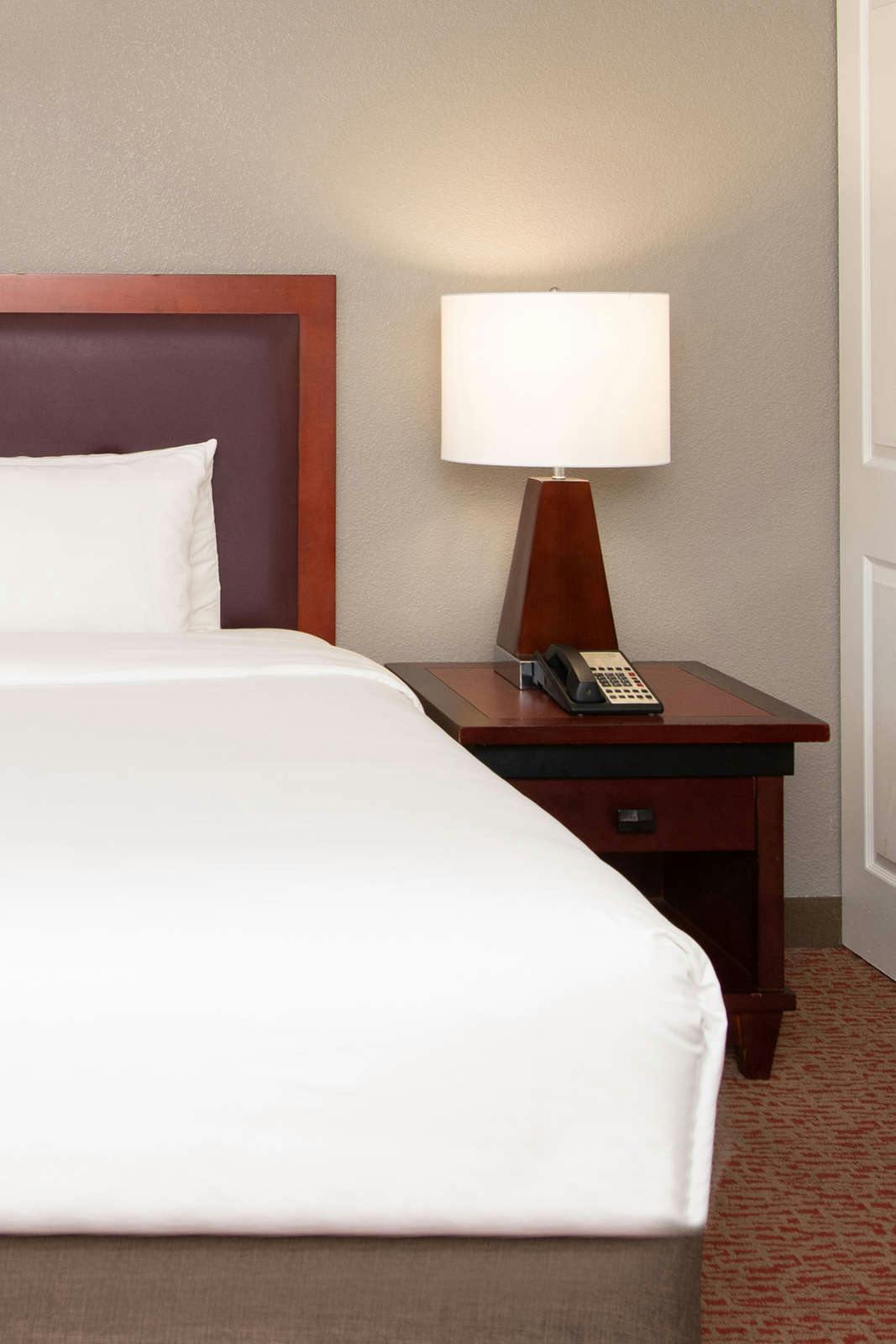 Hotel Larkspur Landing Sunnyvale - An All-Suite Hotel photo 2