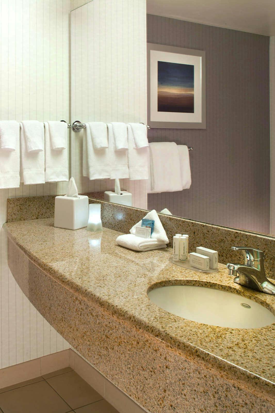 Hotel Courtyard by Marriott Tacoma Downtown photo 5