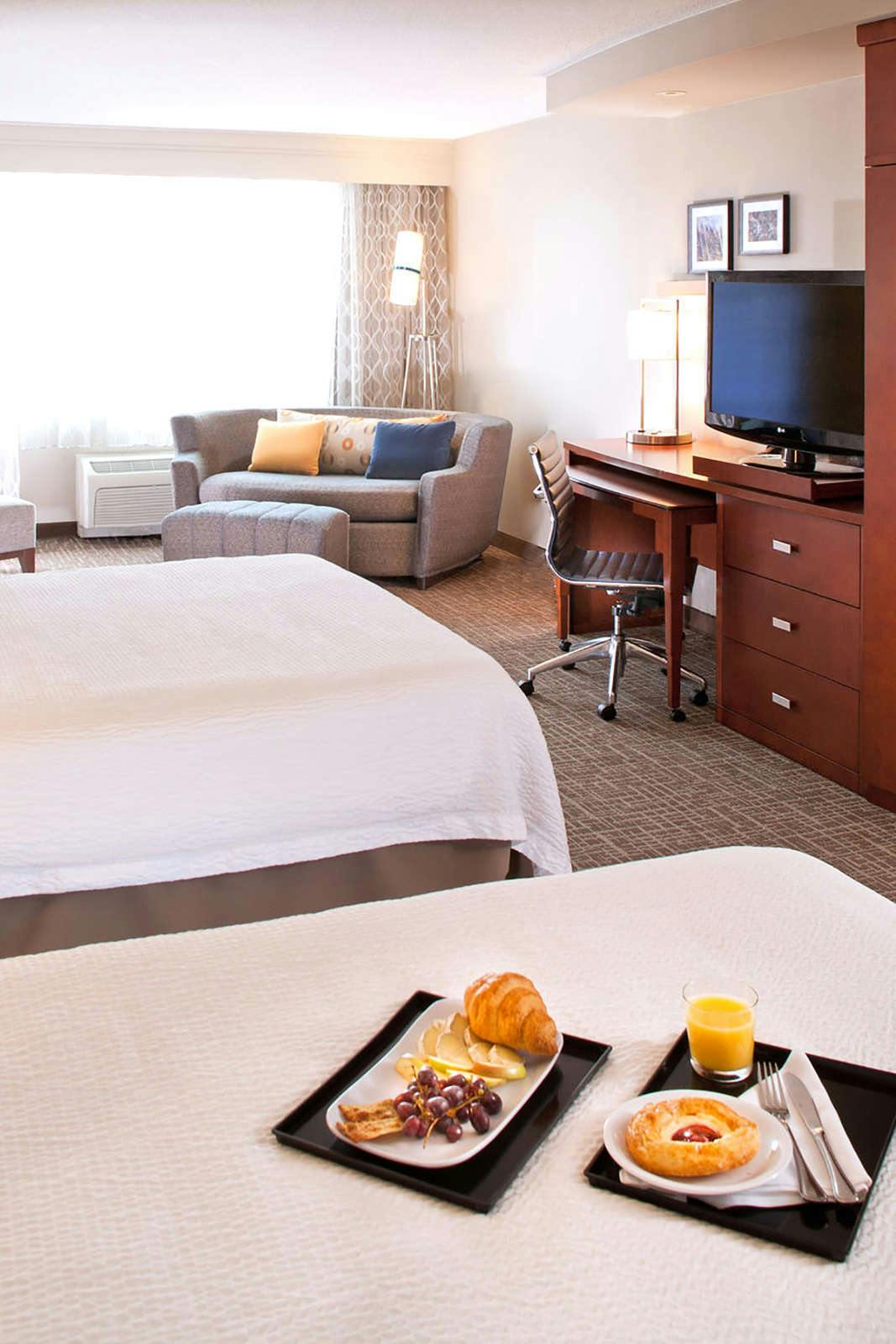 Hotel Courtyard by Marriott Tacoma Downtown photo 3