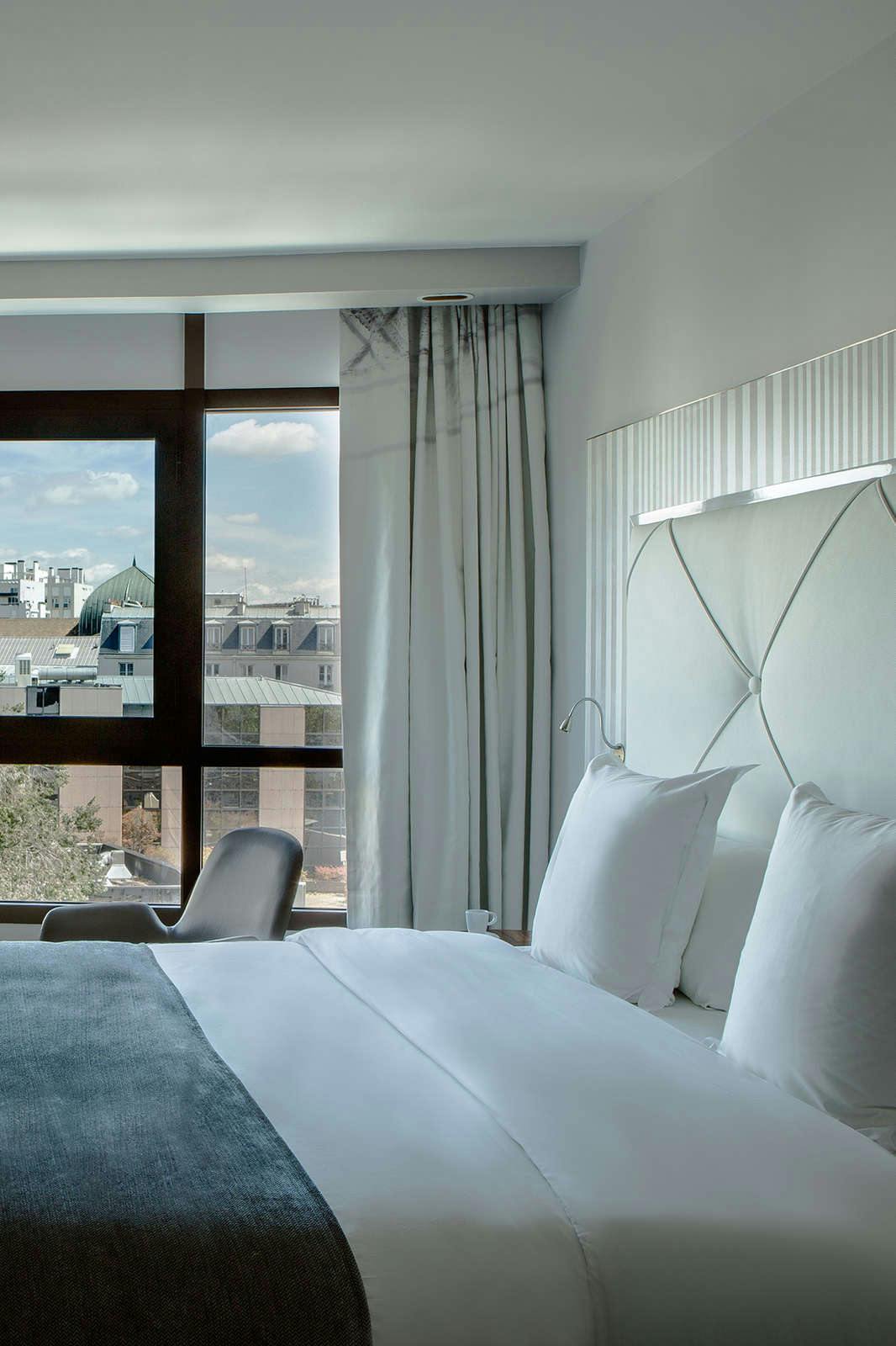 Hotel Le Parisis Paris Tour Eiffel photo 3