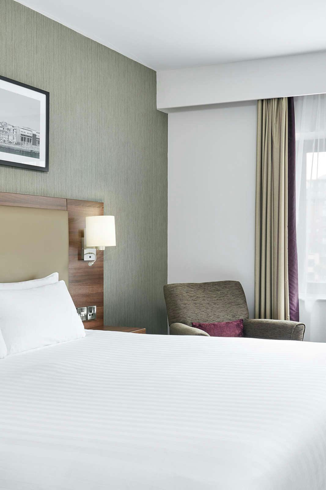 Hotel Leonardo Hotel Newcastle Quayside photo 2