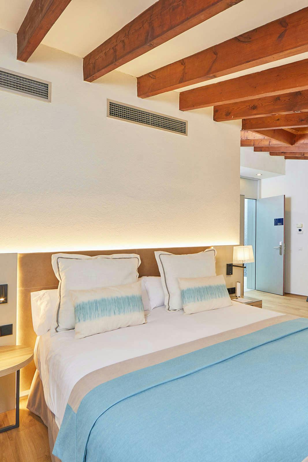 Hotel Santa Clara Urban Hotel and Spa photo 1