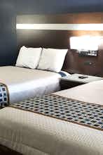 Hotel HomeBridge Inn and Suites photo 4