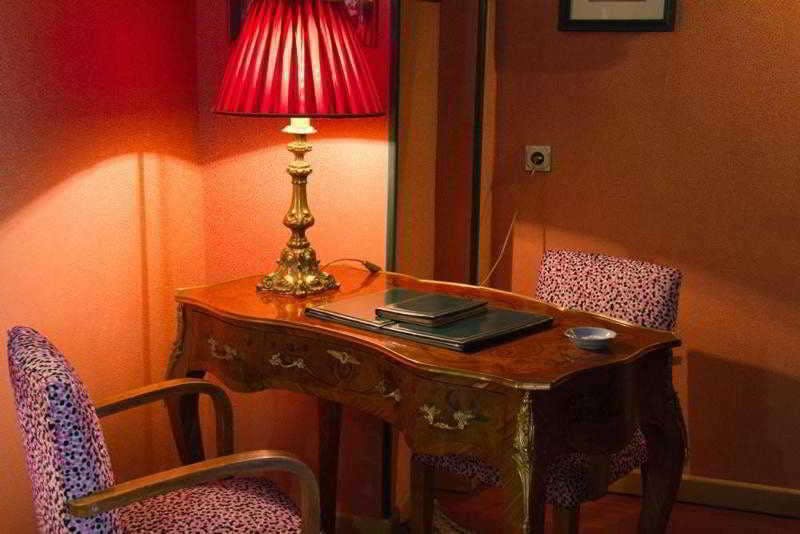 Hotel Hôtel du Trosy Clamart photo 1