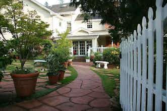 Hotel Inn at Occidental photo 3