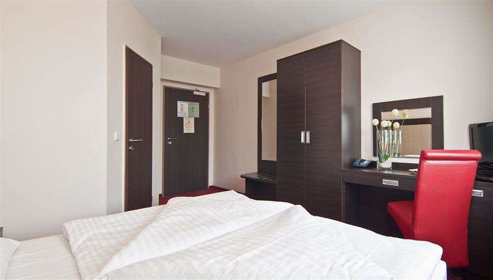 Hotel Novum Hotel Savoy Hamburg Mitte photo 3