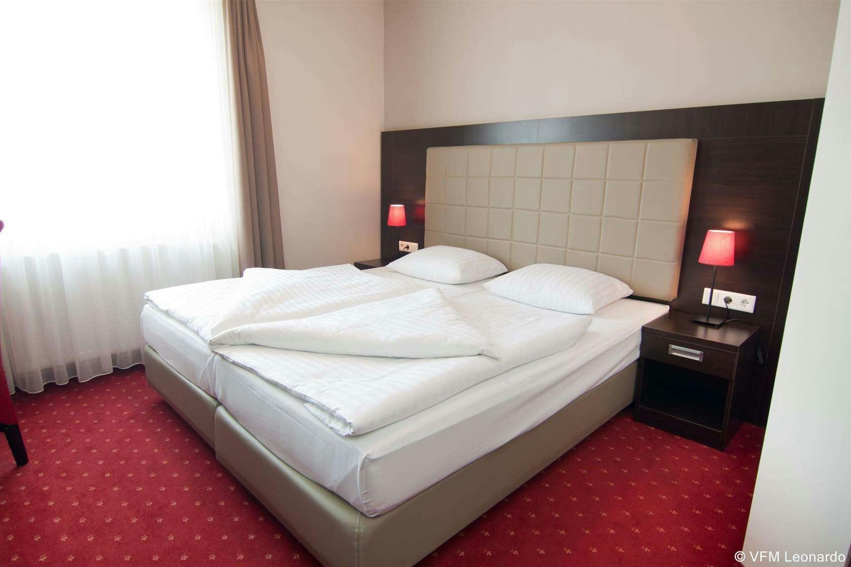 Hotel Novum Hotel Savoy Hamburg Mitte photo 4