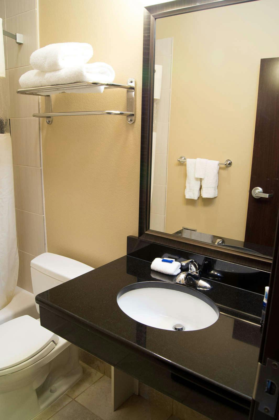 Hotel City View Inn & Suites photo 4