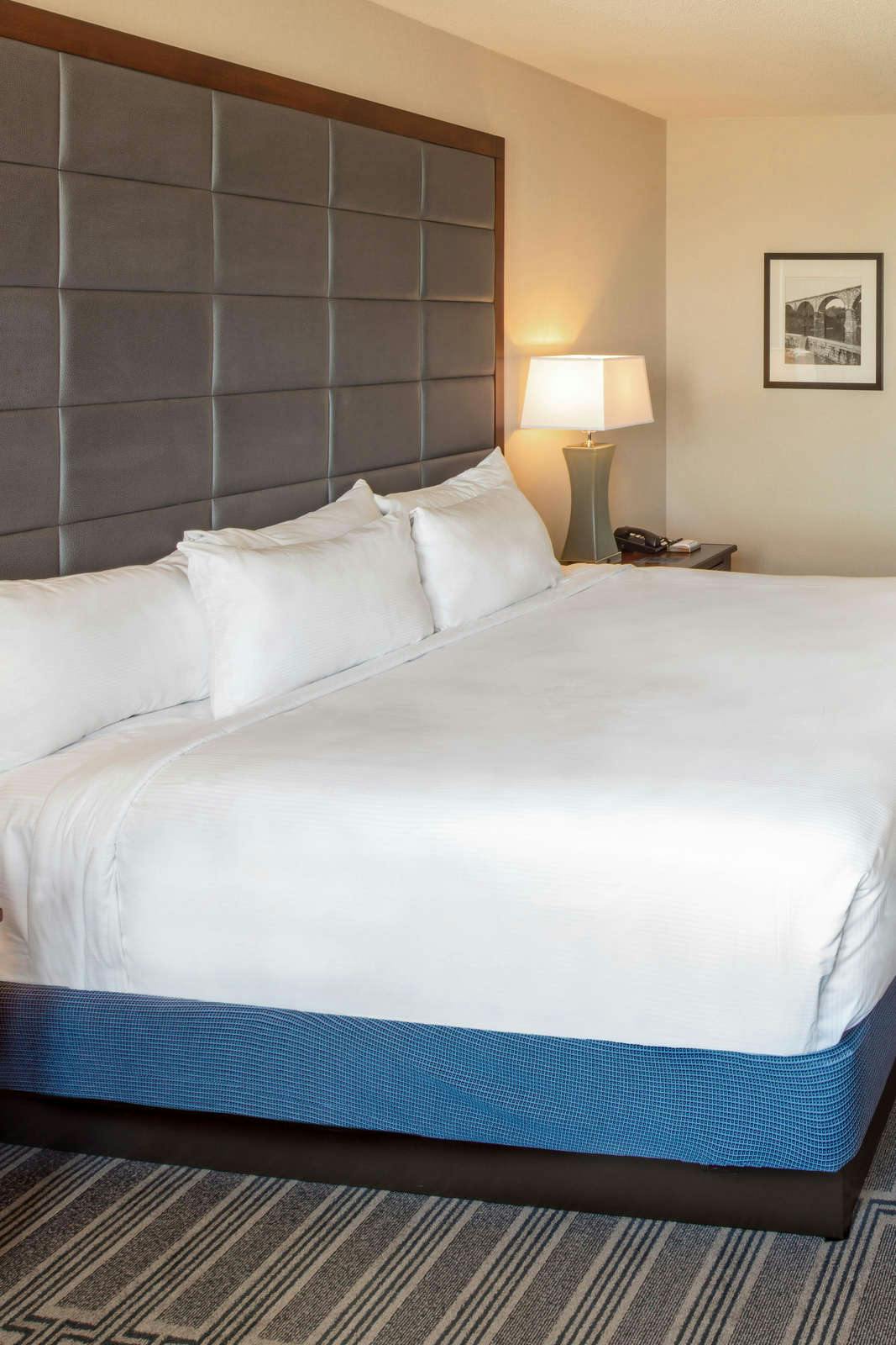 Hotel Hilton Philadelphia at Penn's Landing photo 3