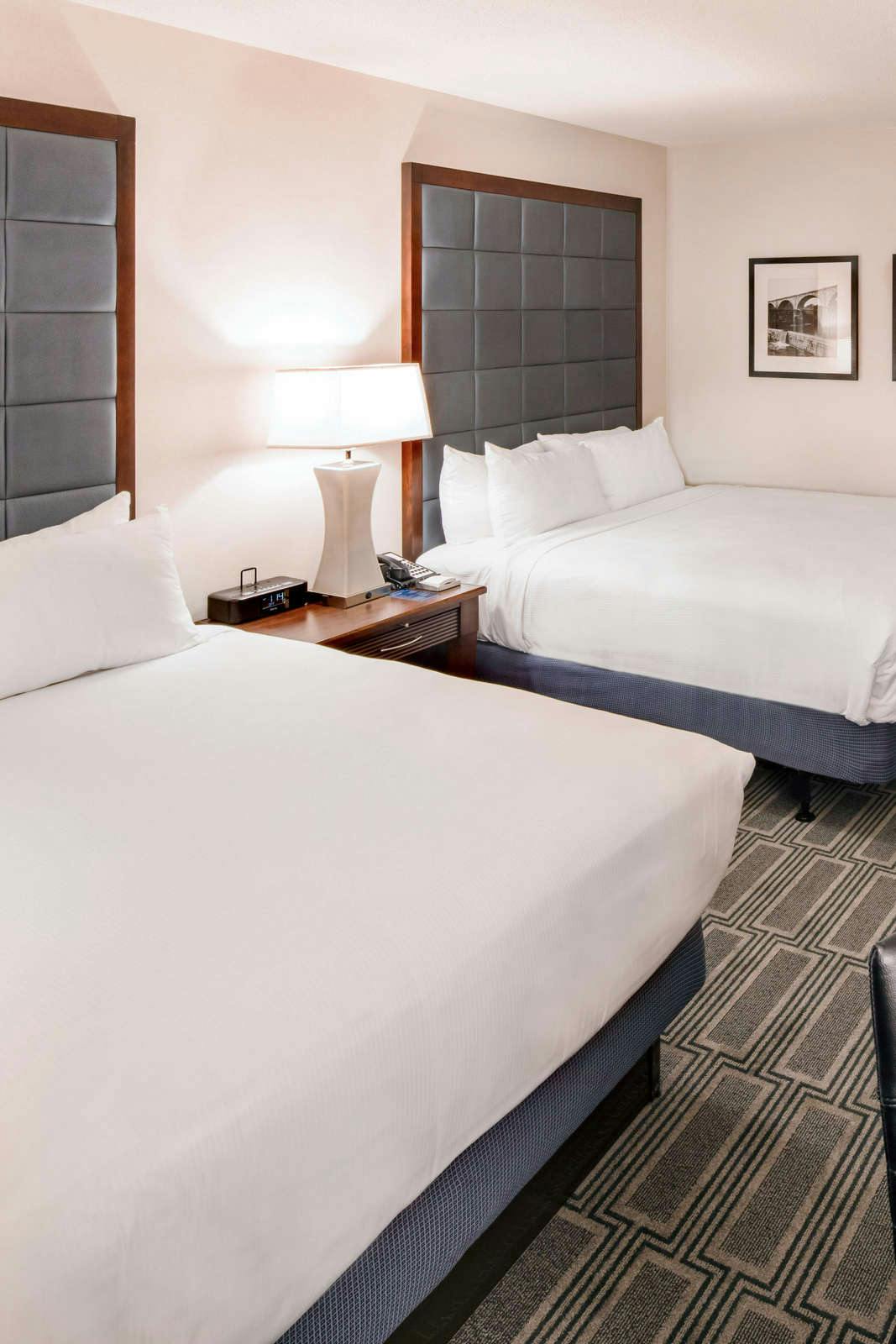 Hotel Hilton Philadelphia at Penn's Landing photo 4