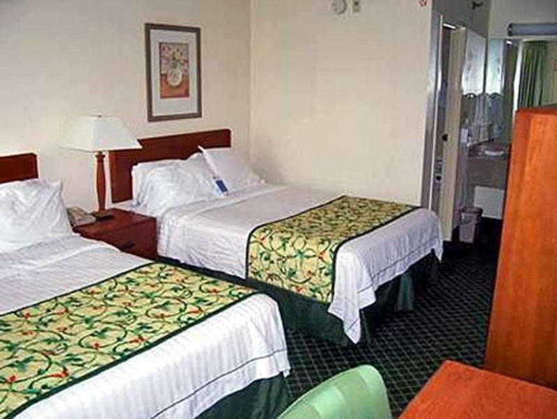 Hotel Willow Lodge Willoughby – Cleveland Mentor photo 2