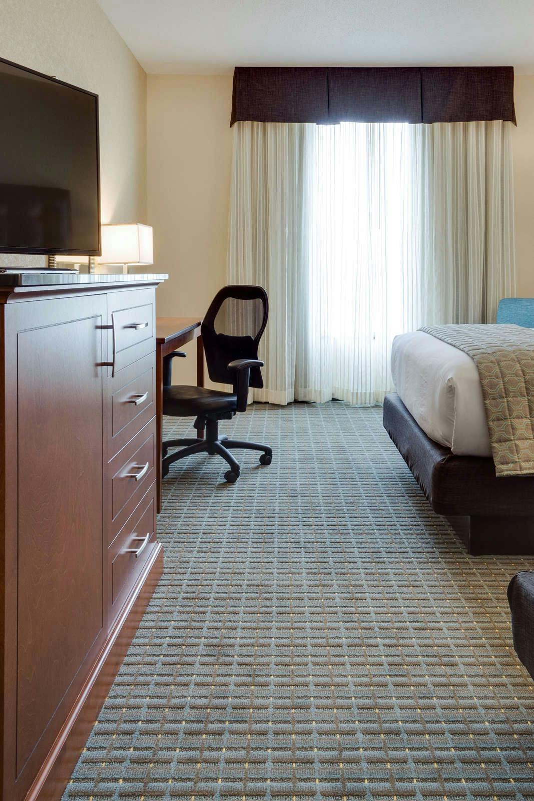 Hotel Drury Inn and Suites Phoenix Chandler Fashion Center photo 3