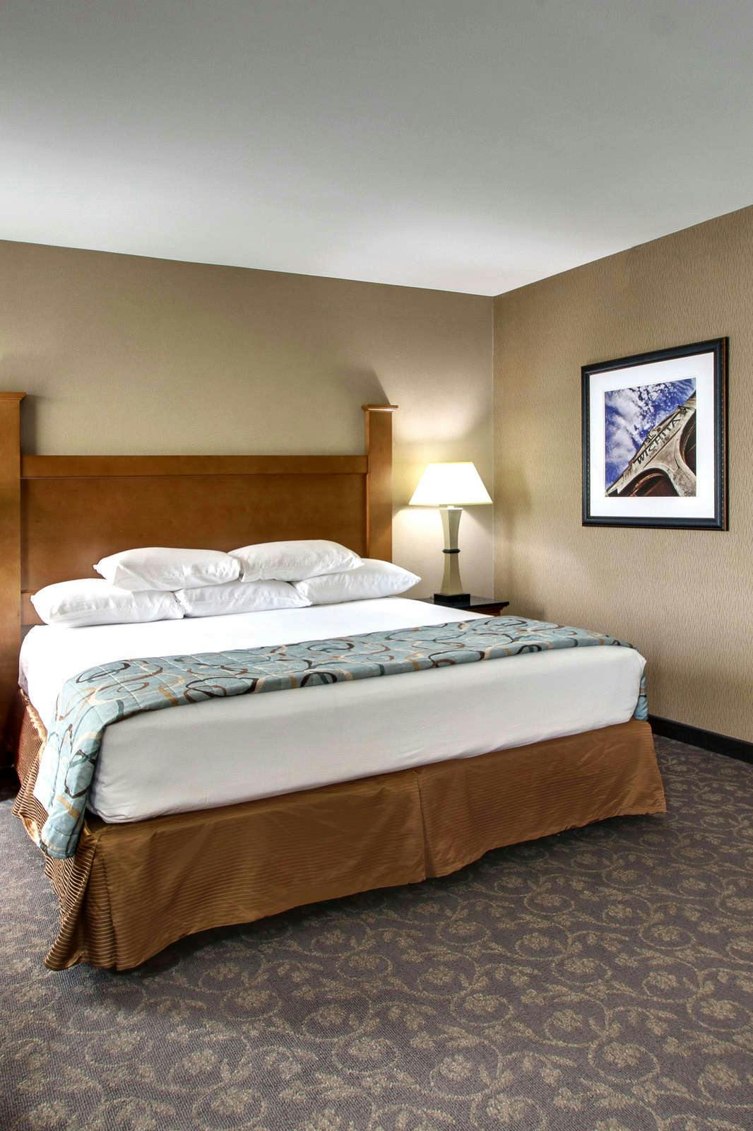 Hotel Drury Plaza Hotel Broadview Wichita photo 1